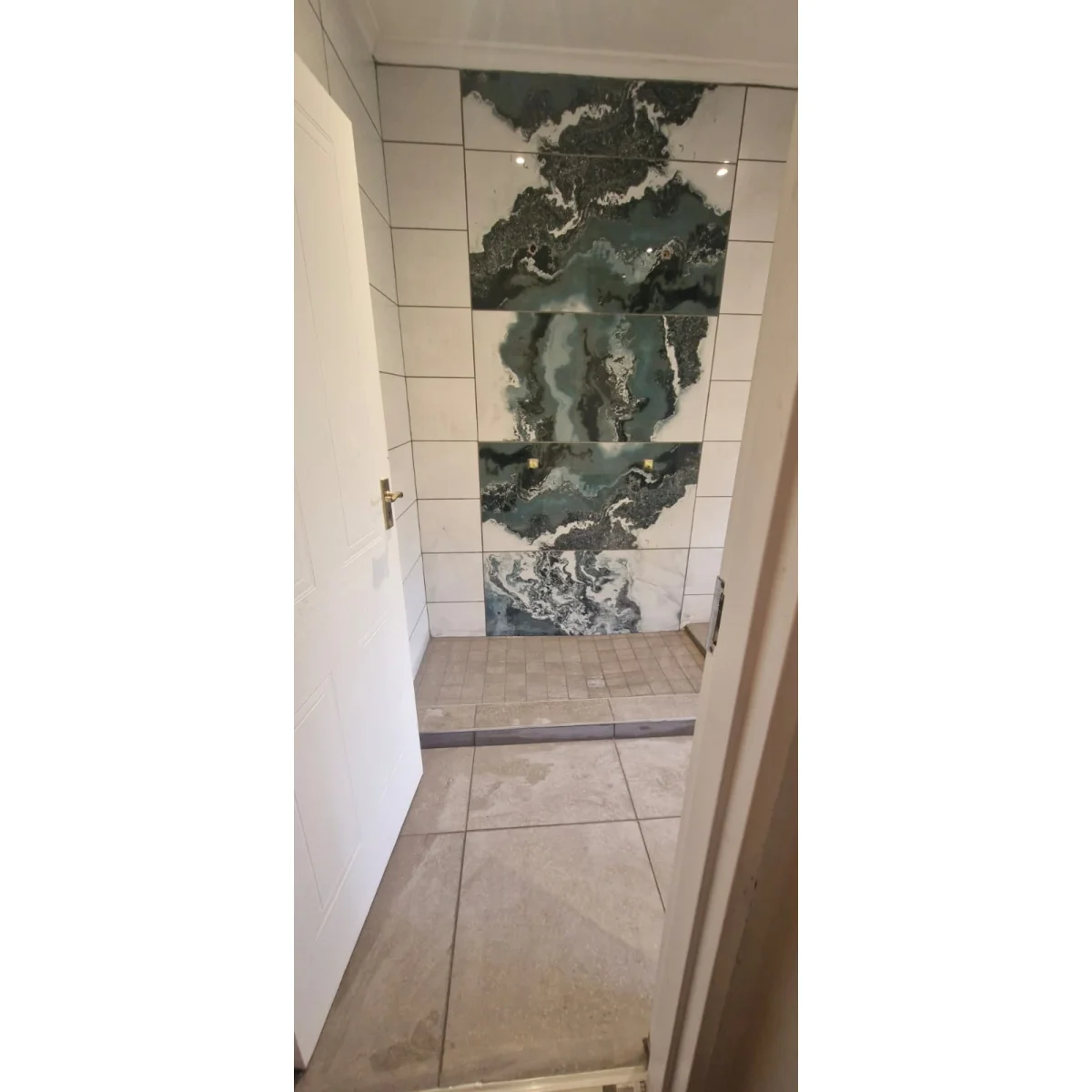 Professional painting and tiling work
